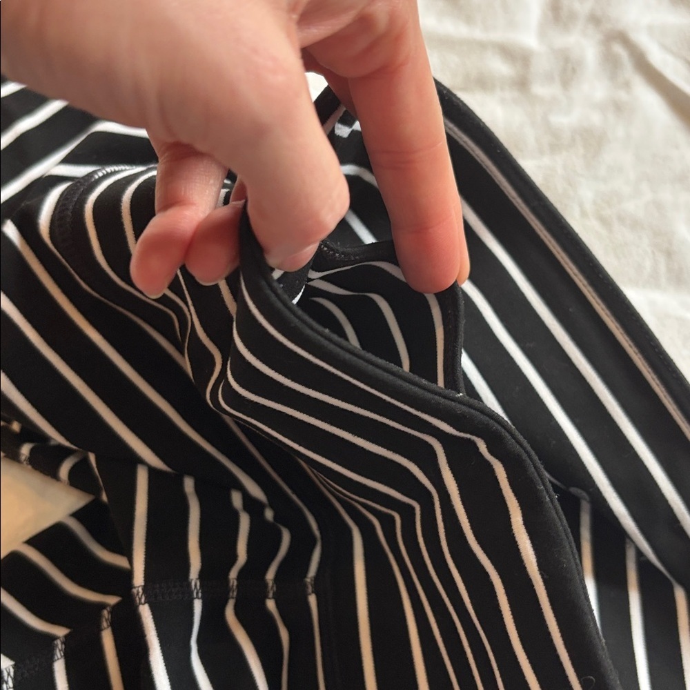 Athleta Elation Virasana Stripe 7/8 Tight - Picture 8 of 11